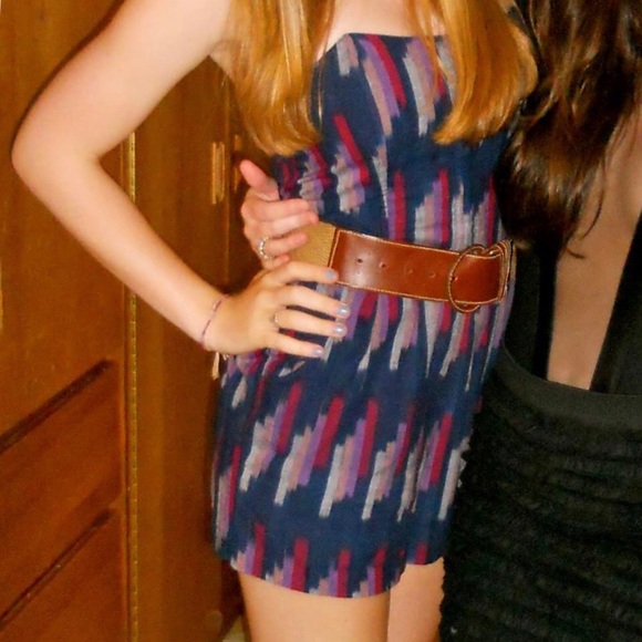 Urban Outfitters Strapless Romper - Picture 2 of 5